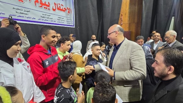 محافظ القليوبية يشهد احتفالية تكريم الأيتام بحي غرب شبرا الخيمة