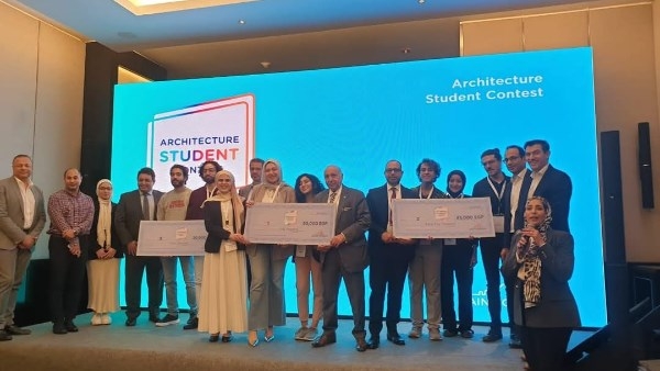 فوز فريق هندسة القاهرة بالمركز الأول فى مسابقة سانت