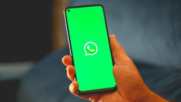 واتساب يوقف دعم عدد من هواتف آيفون وأندرويد قريبا