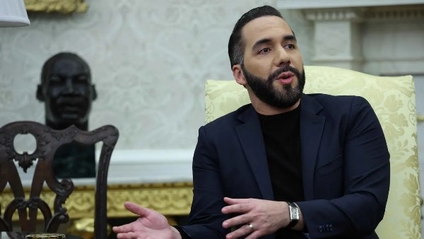 السلفادور تعرض على فنزويلا مبادلة مهاجرين بسجناء سياسيين