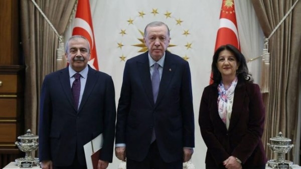 لأول منذ 13 عاما.. أردوغان يلتقي وفد حزب المساواة الشعبية الكردي