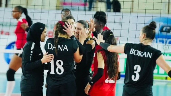 «سيدات طائرة الأهلي» يتأهل إلى نصف نهائي بطولة إفريقيا للأندية