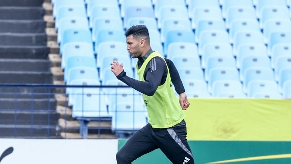 المغربي أشرف داري: هدفنا إسعاد جماهير الأهلي