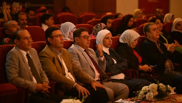 عندما يلتقي التراث بالمسرح.. بورسعيد تغني والطفولة ترقص في أجواء السامر