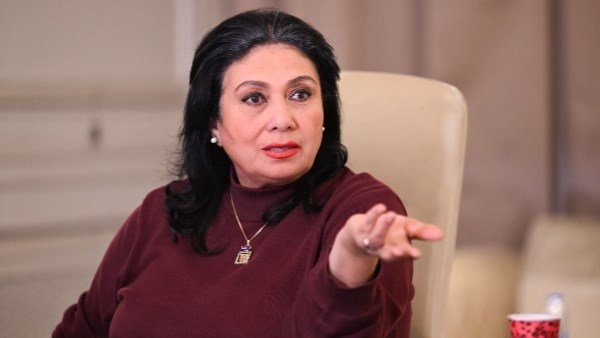 سلوى عثمان: دوري في مسلسل العطار والسبع بنات نقطة سوداء.. فيديو