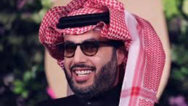 تركي آل الشيخ يشعل حماس الجمهور: جلسة تحضيرية لـ"الفيل الأزرق 3" تكشف عن مفاجأة قادمة