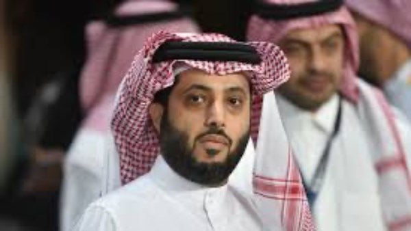 تركي آل الشيخ يروج لحدث مهم قبل ساعتين من إعلانه