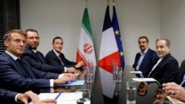 الرئيس الفرنسي يدعو نظيره الإيراني للعودة للتفاوض