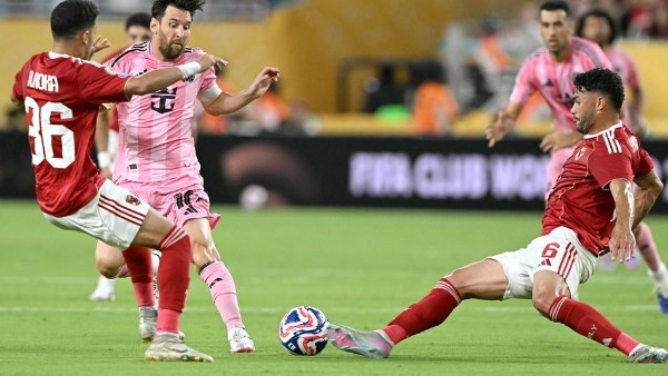 خبير لوائح: مجموعة الأهلي بكأس العالم للأندية كما كانت قبل بدء البطولة