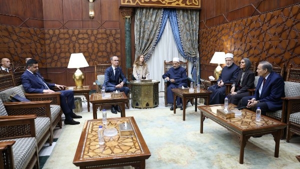 شيخ الأزهر: نحرص على أن يكون السلام والتفاهم قاعدة حاكمة للتعايش بين الجميع