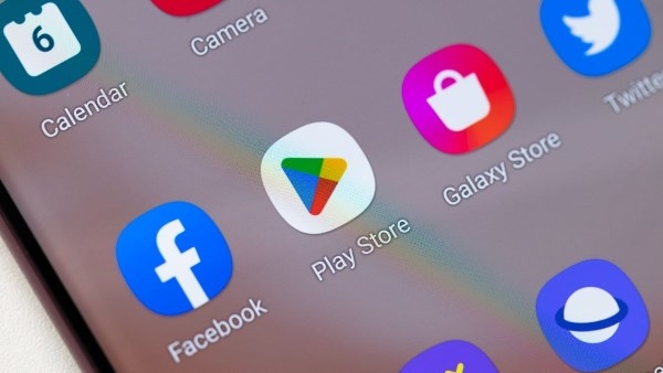 تطبيقات خطيرة خدعت جوجل وظهرت في Play Store.. احذفها فوراً من هاتفك