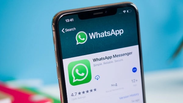 واتساب يضيف ميزة ذكاء اصطناعي جديدة حصريًا لمستخدمي أمريكا – هل تستحق؟