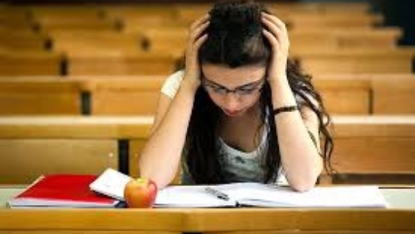 أفضل سناكس لطلاب الثانوية العامة.. تعزز الذاكرة والتركيز في موسم الامتحانات