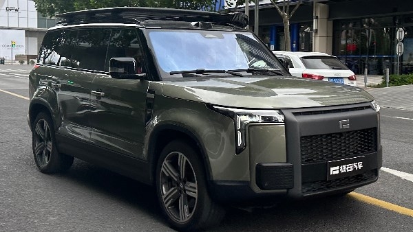 أكبر SUV صينية.. سعر ومواصفات روكس 01 موديل 20525 في الإمارات