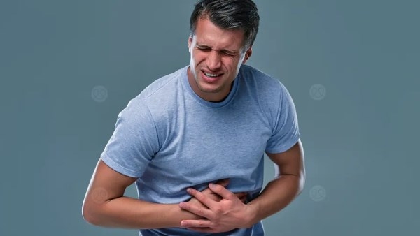 الإمساك المزمن.. تعرف على مضاعفاته الخطيرة