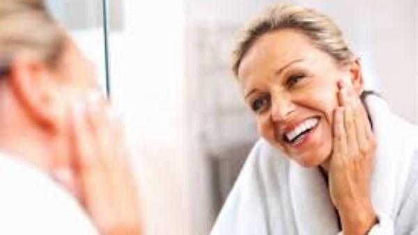 أطعمة تحارب الزمن .. اكتشاف قائمة غذائية تقلل التجاعيد وتحافظ على شبابك