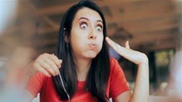 مفاجأة.. تناول الأطعمة السبايسي يخفض درجة حرارة الجسم في الصيف