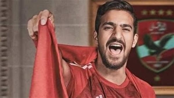 بن رمضان: أحلم بمواجهة ريال مدريد.. وأجواء الأهلي عائلية