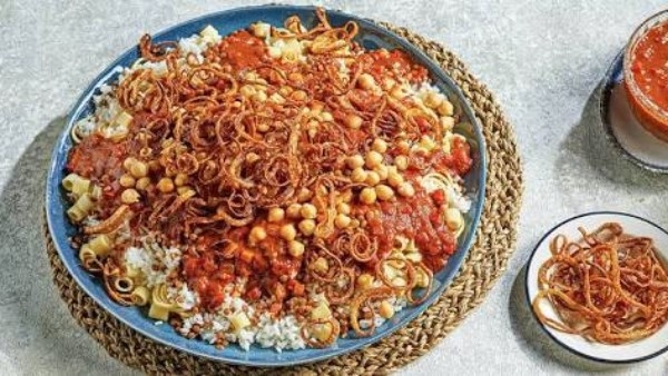 تفاصيل مدهشة.. الكشري مصدر غني للبروتين على غرار اللحوم
