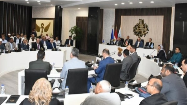 أسوان في 24 ساعة.. مؤتمر موسع لمواجهة الإدمان ومتابعة لامتحانات الثانوية العامة والأزهرية