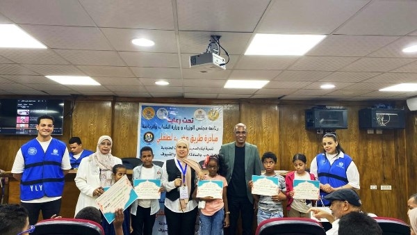 توزيع 40 جهازا لقياس السوائل كهدايا مجانية لذوى الإعاقة البصرية بأسوان