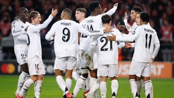 ميلان ينهي اتفاقه مع قائد ريال مدريد