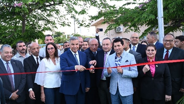 وزير الرياضة ومحافظ الإسكندرية يشهدان المؤتمر الصحفي للبطولة الدولية للبادل