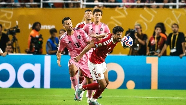 إعلامي: غضب جمهور الأهلي طبيعي.. ويجب منح ريبيرو الفرصة كاملة