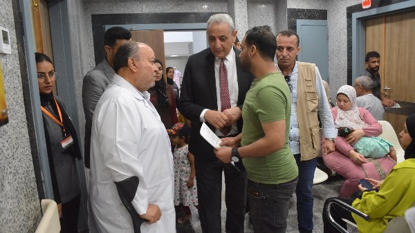 محافظ الغربية في زيارة مفاجئة لمستشفى طنطا العام الجديد