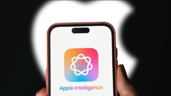 كيف يعمل Apple Intelligence بدون إنترنت؟.. ذكاء اصطناعي بلمسة من آبل