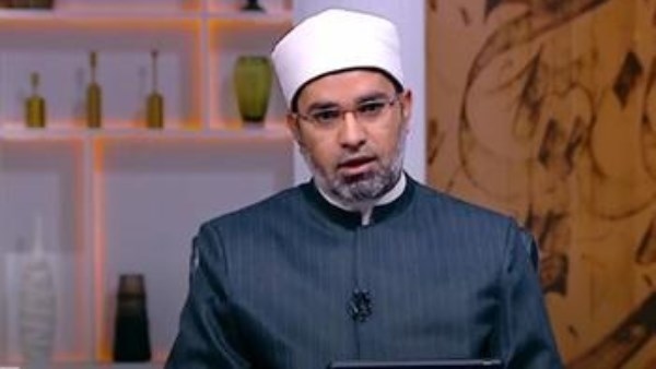 أستاذ بجامعة الأزهر يحذر: الشائعة لا تقف عند حد التفريق بين الأشخاص