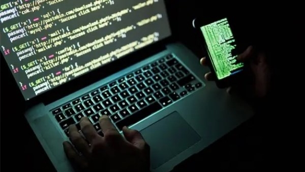 هجوم إلكتروني واسع النطاق يشل الإنترنت وحركة المرور في إسرائيل