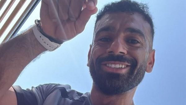 أمير هشام: في مثل هذا اليوم منذ 8 سنوات انضم محمد صلاح إلى ليفربول