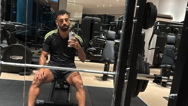 محمد صلاح يبرز لياقته في أحدث صورة عبر انستجرام