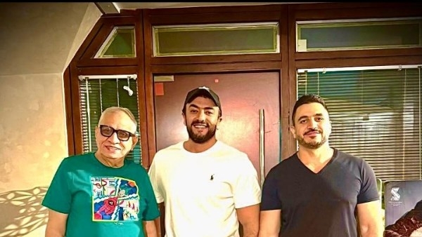 أحمد العوضي يتعاقد علي فيلم البوب