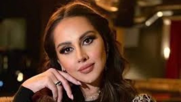 ياسمين رئيس توقع عقد فيلم هيروشيما مع أحمد السقا