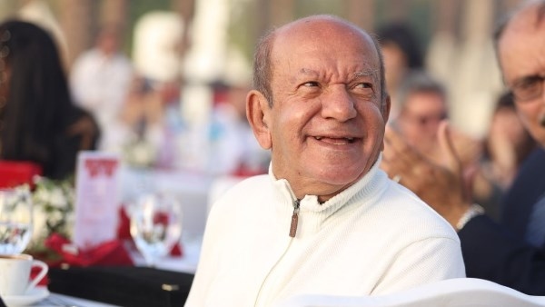 حسين فهمي ناعيا لطفي لبيب: ترك أثرًا طيبًا وسيرة عطرة