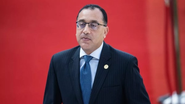 مدبولي يوجه بحصر العقارات الآيلة للسقوط الصادر لها قرارات إزالة بالإسكندرية