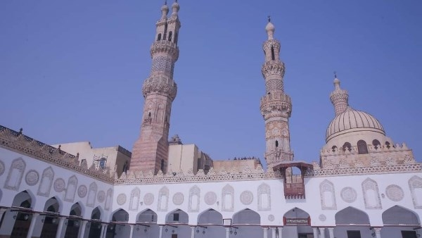 بث مباشر.. شعائر صلاة الجمعة من رحاب الجامع الأزهر