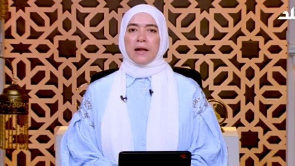 دينا أبو الخير: الحمد لله مفتاح الرضا.. والدعاء للغير يفتح أبواب الرزق