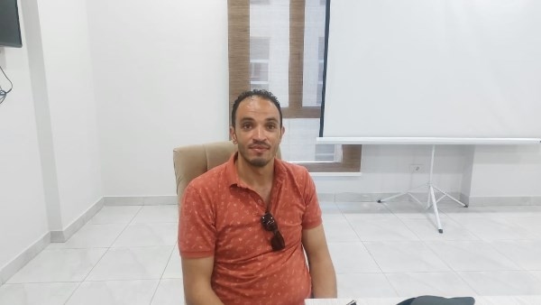من دوامة الإدمان إلى بر الأمان.. محمد يتغلب على 18 عامًا من تعاطي المخدرات (فيديو خاص)