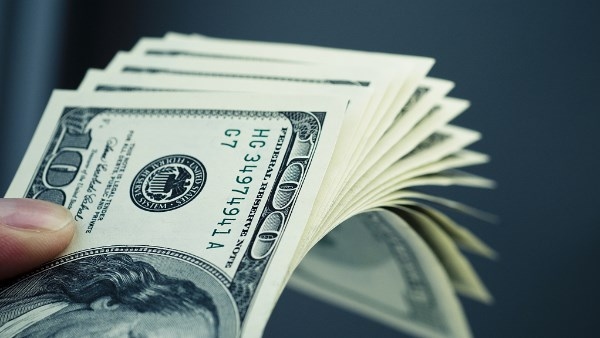 سعر الدولار اليوم الجمعة مقابل الجنيه المصري