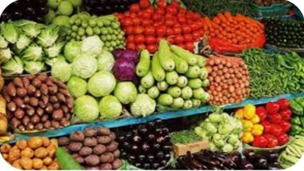 أخبار الوادي الجديد: استمرار حملات التموين على الأسواق.. استقرار أسعار الخضر والفاكهة والدواجن والبيض
