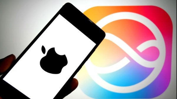 آبل تدرس الاعتماد على OpenAI أو أنثروبيك لتطوير Siri