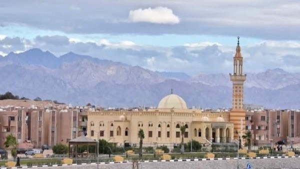 أحياء طور سيناء تعاني من عدم وجود سرفيس داخلي وارتفاع تكلفة الانتقال بالتاكسي.. تفاصيل