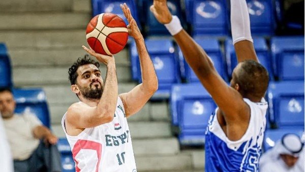 منتخب السلة الأولمبي يهزم الكويت في ثاني مبارياته بالبطولة العربية