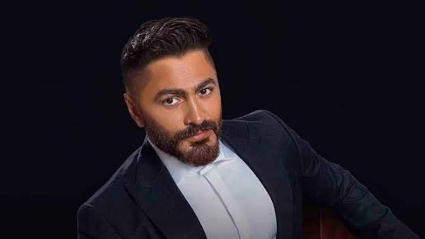 أول رد من عمرو دياب علي تلميحات تامر حسني .. شاهد