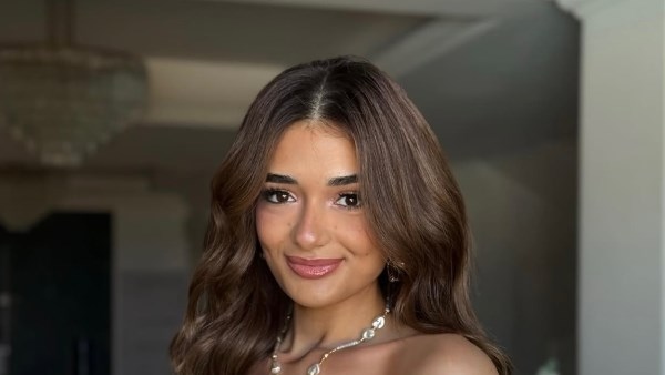بالأبيض .. أحدث ظهور لـ ملك أحمد زاهر