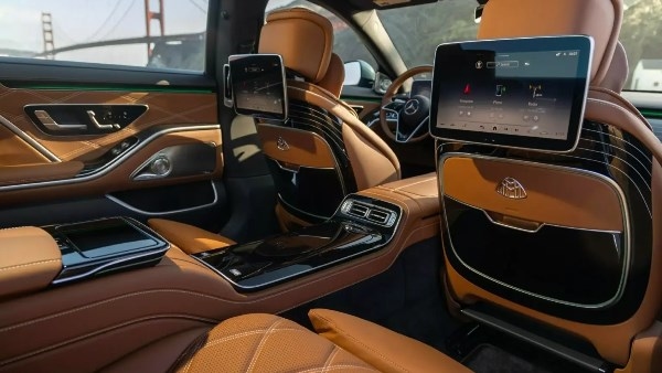 الأفخم من مرسيدس.. ماذا تقدم مايباخ S680 إميرالد آيل؟
