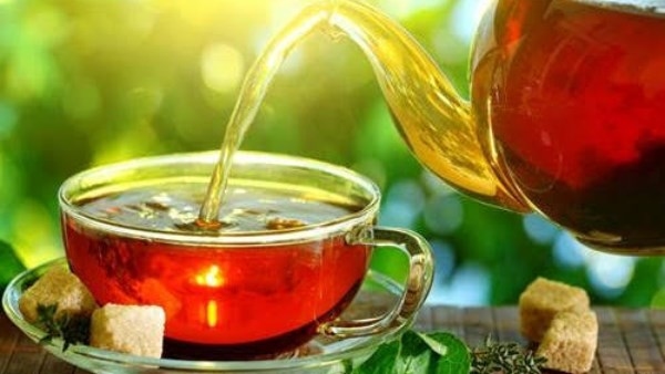 أخطاء شائعة تحول الشاي إلى سم..المروحة تزيد خطر النوبة القلبية في هذه الحالة